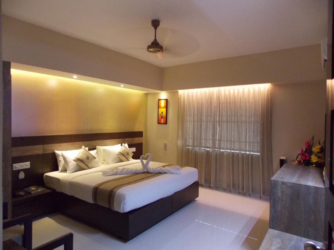 Hotel Highland Thiruvananthapuram ภายนอก รูปภาพ